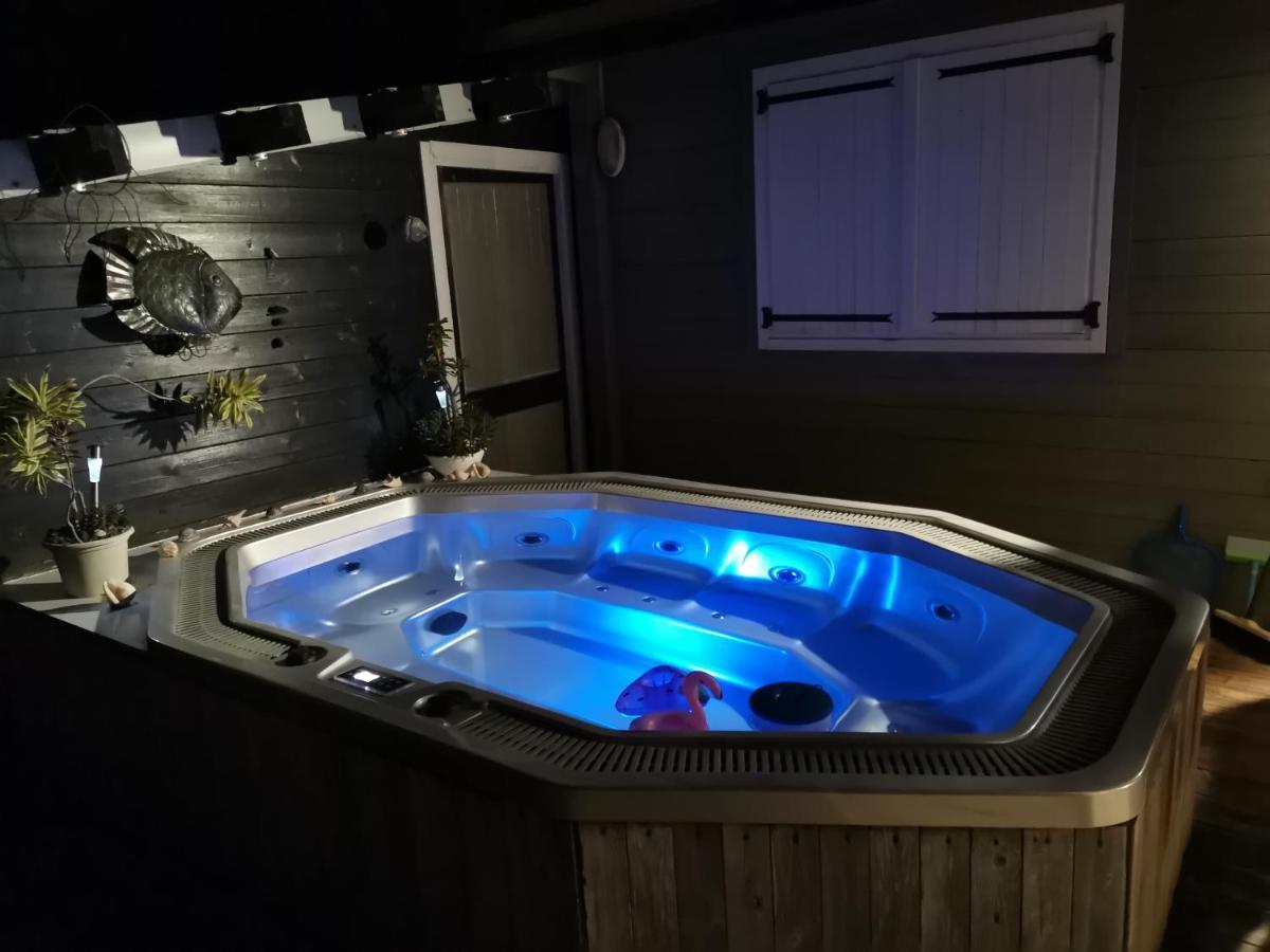 Bungalow La Perle - Jacuzzi - Piscine サン・フランソワ エクステリア 写真